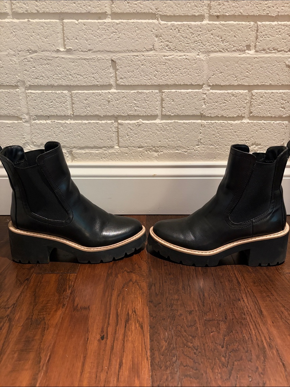 Dolce Vita Black Leather “Tobias” Chelsea Lug Boots— Size 7— EUC - Picture 5 of 8